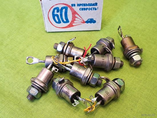 Тиристоры Т122