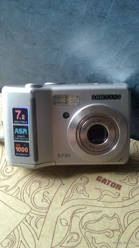 Цифровой фотоаппарат SAMSUNG S730