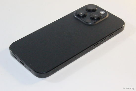 Телефон Apple iPhone 16 Pro 128GB, гарантия до 2 марта 2026 года.