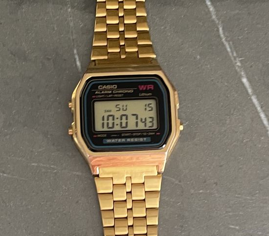 Часы Casio