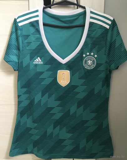 Футболка Adidas. Пересылка бесплатно