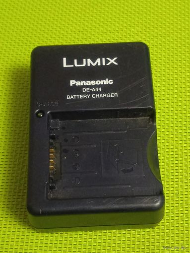 Зарядное устройство Panasonic DE A-44