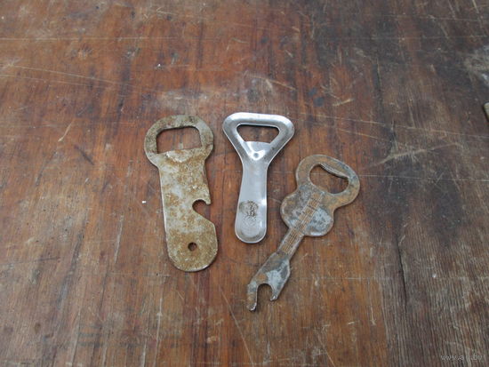 Открывашки времен Бсср. ссср,Ретро цена за все.