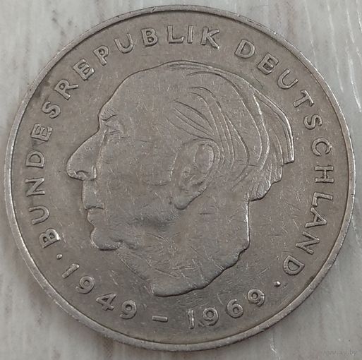 Германия 2 марки 1974 D Теодор Хойс. Возможен обмен