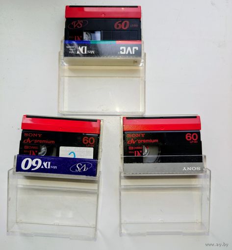 MiniDV видеокассеты три штуки одним лотом