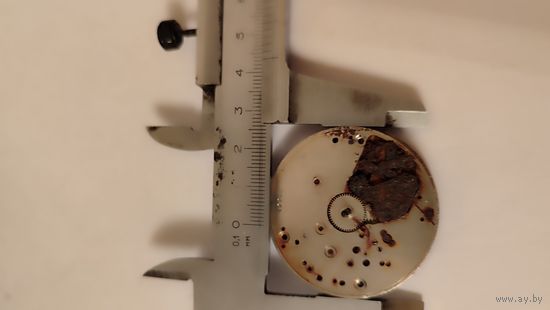 Механизм от танковых часов 30-х годов