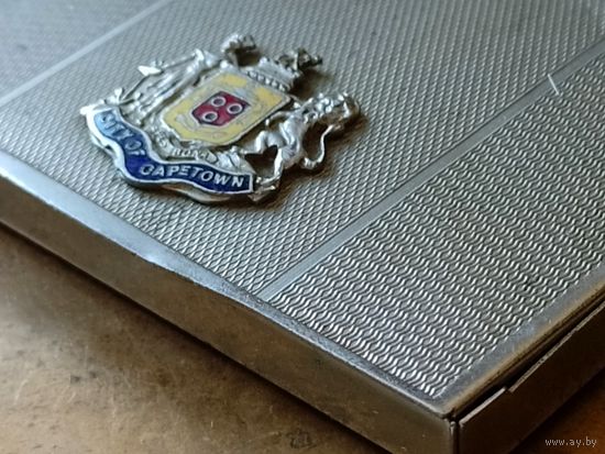 Старый портсигар папиросница родная накладка герб эмаль Англия клейма не с рубля