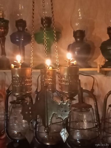 Старинный латунный подвес на цепях для лампадок и свечей (конец 19-начало 20 века)