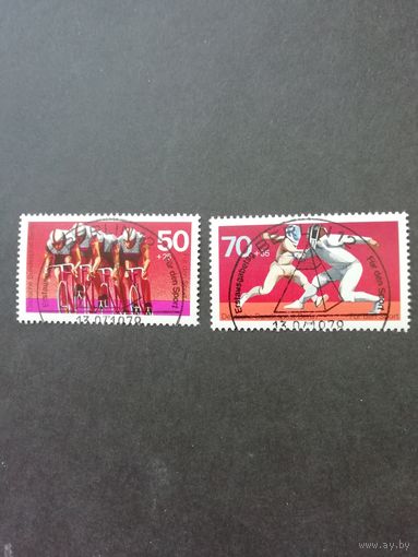 Западный Берлин 1978 Серия из 2 марок "Спорт" (гашеные с клеем) Mi.567-568 каталог 2.20 евро