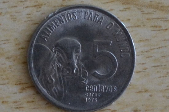 Бразилия 5 сентаво 1975   Зебу