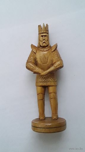 Шахматная фигура дерево