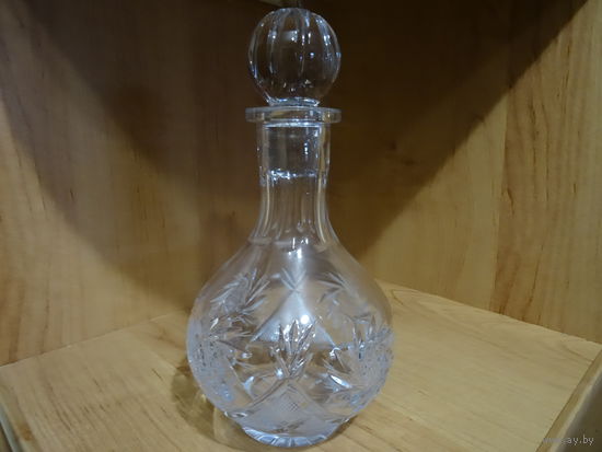 Графин хрустальный, 20 см, СССР