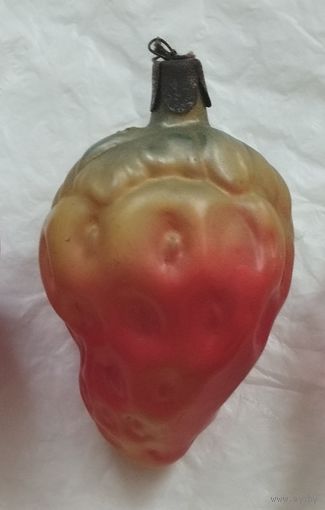 Ёлочная игрушка ягода