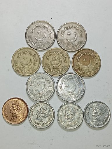 Пакистан 5 рупий 2003 , 2004 года , 2 рупии 2000 , 2003 , 2004 , 2009 , 2010 года , 1 рупия 1999 , 2007 , 2010 , 2013 года .
