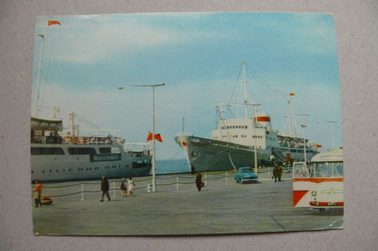 Мазелев Р.(фото), Ленинград. Гавань. Морской вокзал; 1964, чистая.
