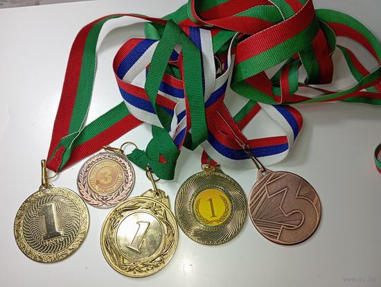 Медали спортивные .