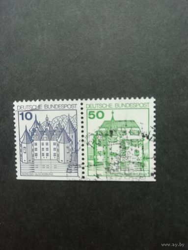 ФРГ 1977 Две марки в сцепке из серии "Стандарт. Архитектура" (гашеные без клея) Mi. 913d, 916d каталог 0.60 евро