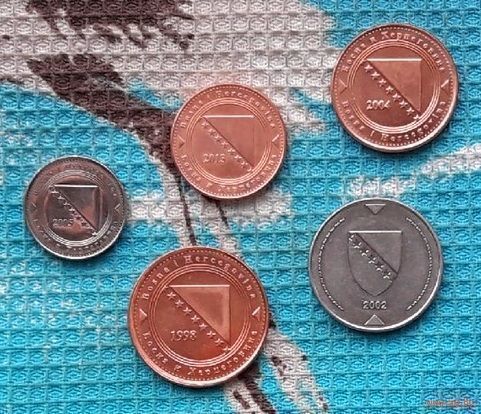 Босния и Герцеговина набор монет 5, 10, 20, 50 феннингов, 1 марка. Предложи свою цену или обмен!