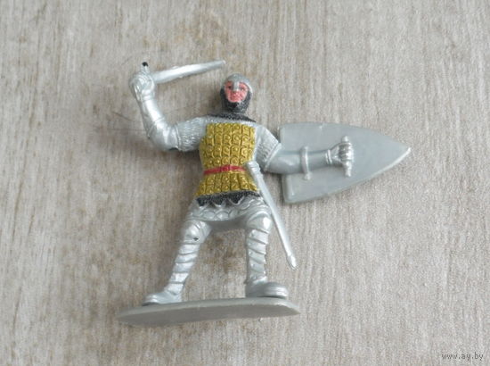 Солдатик.7 см высота .9