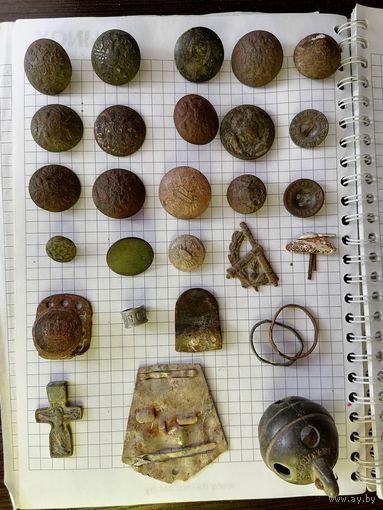 Капанина разная, пуговицы.