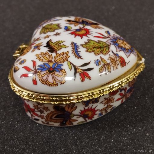 Шкатулка фарфоровая Сердце