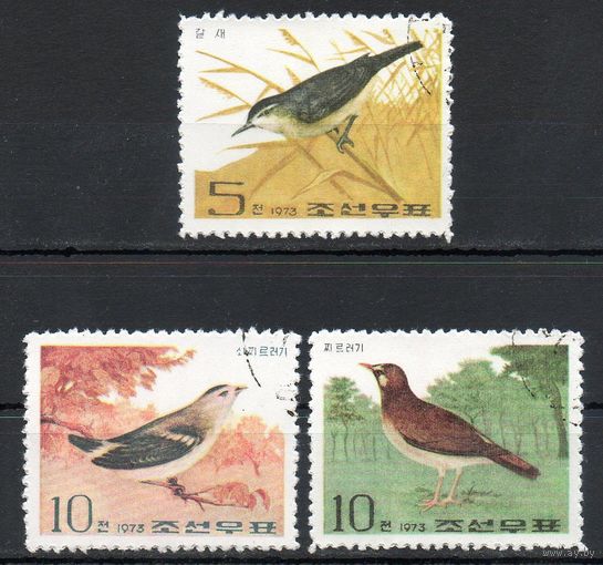 Певчие птицы КНДР 1973 год  серия из 3-х марок