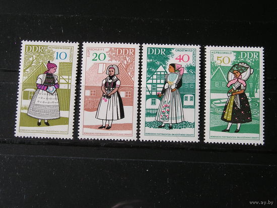 ГДР 1968, Женский костюм