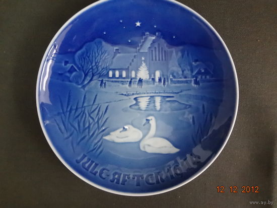 Тарелка настенная Рождество 1974.