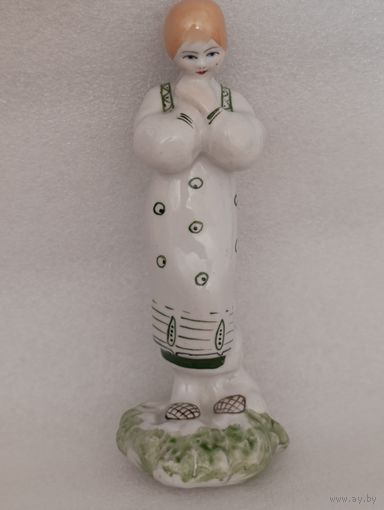 Девушка в сарафане. Снегурочка.