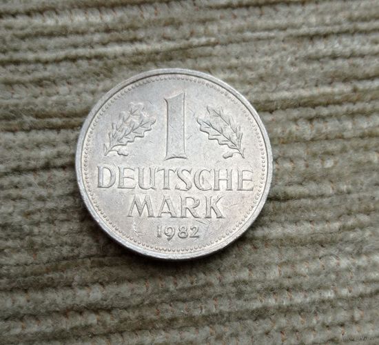 Werty71 Германия ФРГ 1 марка 1982 J