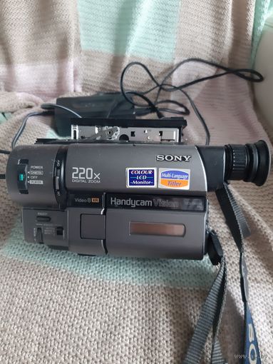 Видеокамера SONY CCD-TRV23E. JAPAN