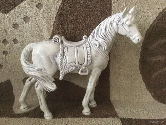 Фарфоровая статуэтка Лошадь, Gobel