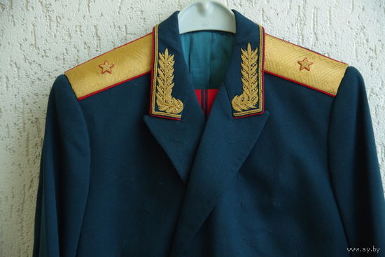 Китель + брюки   ПАРАДНЫЙ " Генерал - майор " Р. 54