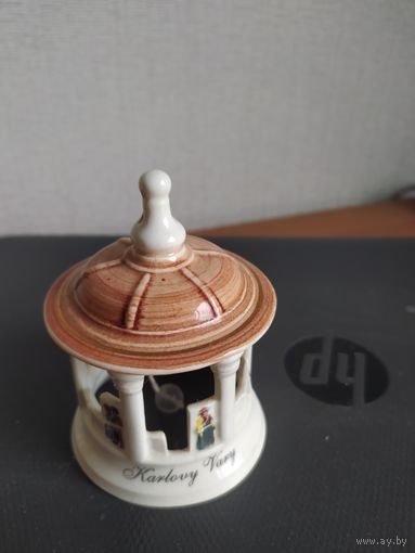 Колокольчик. Карловы Вары