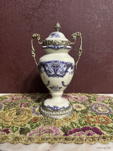 Шикарная имбирница, Европа, клеймо, много лотов с рубля