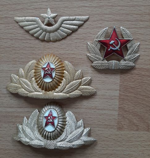 Звезда, кокарда ВС СССР,  СА, ВВС.  Цена за все  !