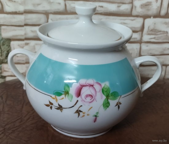 Сахарница эпохи СССР. Довбышевский фарфоровый завод (Довбыш), 1970-е гг.