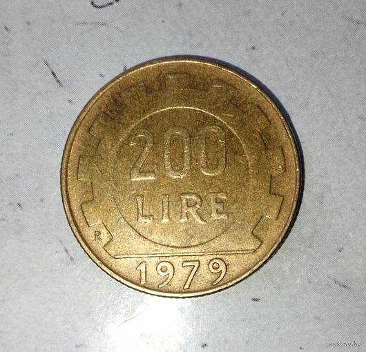 200 лир 1979 года Италия. Итальянская Республика. Шикарная родная патина!