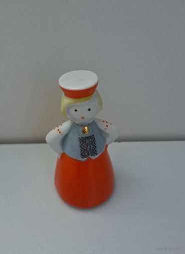 Девушка. Рига. Рижский фарфор.  Без МПЦ!