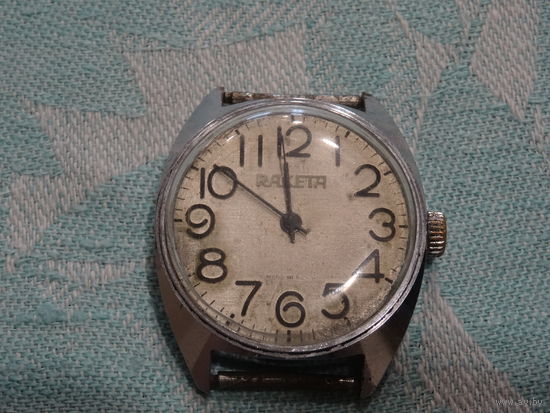 Часы "Ракета"  ПЧЗ, экспортный вариант, на ходу, механизм 2609НА, 1970-е г.г. Циферблат текстурированный "лен", цифры большие