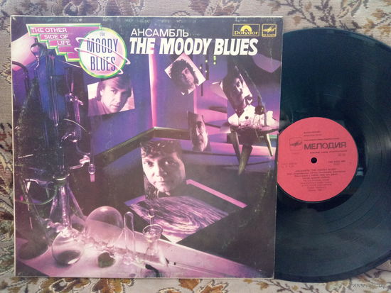 Виниловая пластинка THE MOODY BLUES.