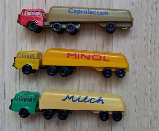 Три Модели Татра ГДР.Масштаб 1:120