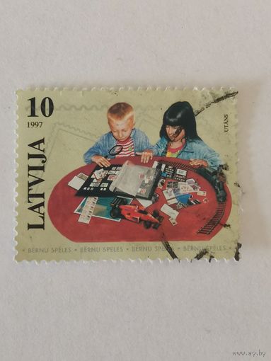 Марка из серии "Детский досуг"