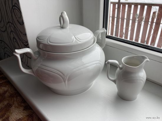 Новогодняя распродажа !Супница + молочник ГЕРМАНИЯ