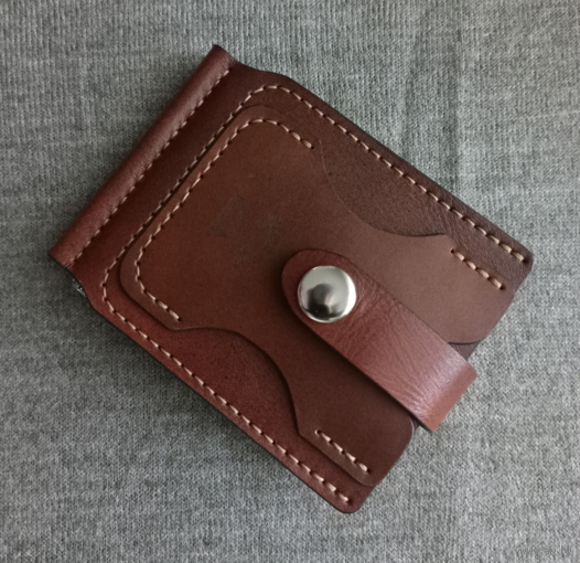 Кошелек мужской с зажимом для купюр.