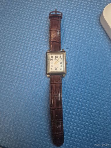 Часы луч. С документами. Описание. С 1 рубля