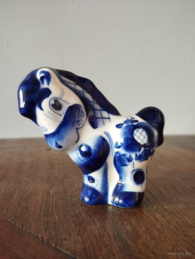 Статуэтка фарфоровая Лошадка Пони, Гжель