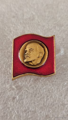 Значек знак Ленин,200 лотов с 1 рубля!!!