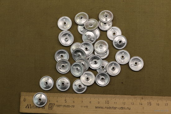 Закрутки значков, 30 шт. одним лотом. Распродажа коллекции вещей. С РУБЛЯ! АУКЦИОН!