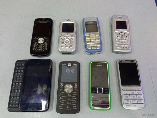 Мобильные телефоны кнопочные 3